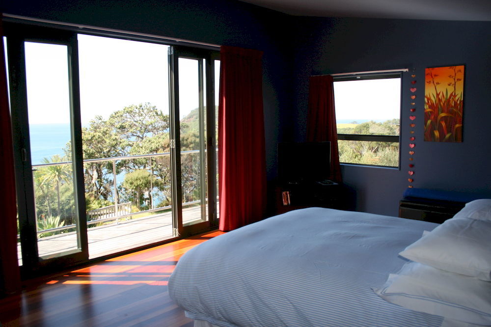 The Lighthouse Lookout Bed & Breakfast Тутукака Екстериор снимка