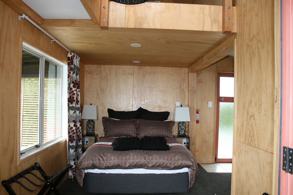 The Lighthouse Lookout Bed & Breakfast Тутукака Екстериор снимка