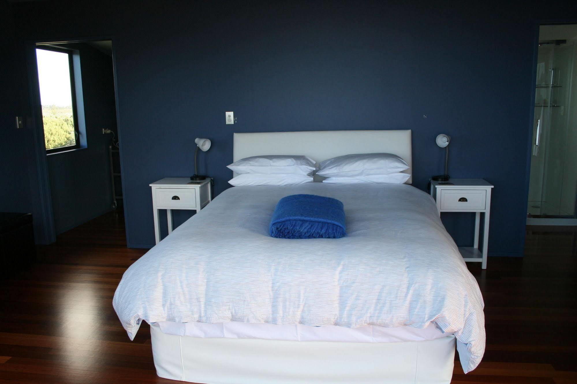 The Lighthouse Lookout Bed & Breakfast Тутукака Екстериор снимка